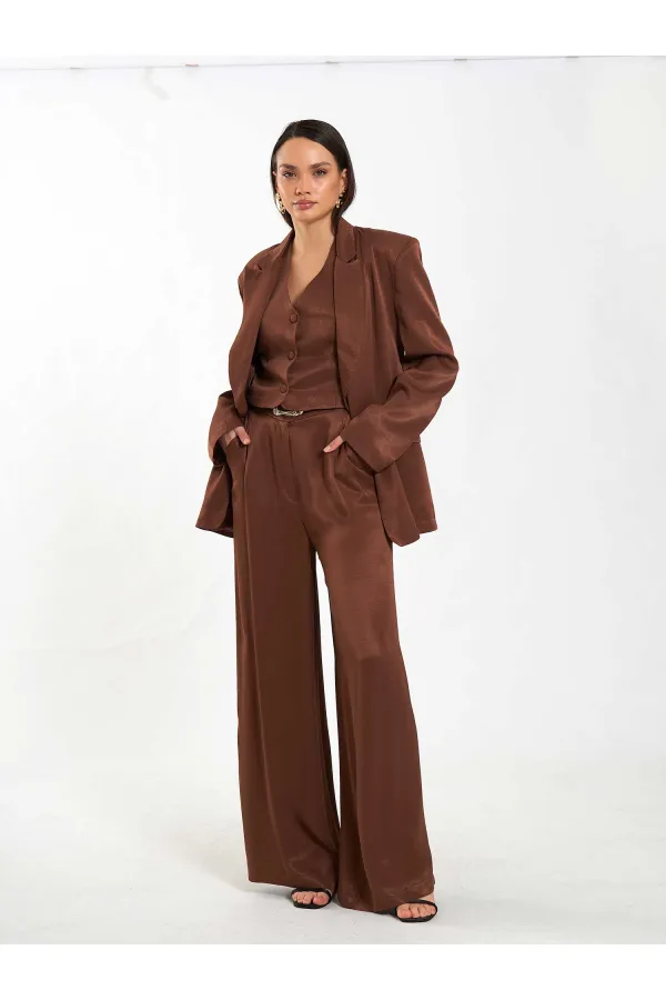 031624 Belt Detail Single Pleat Trousers