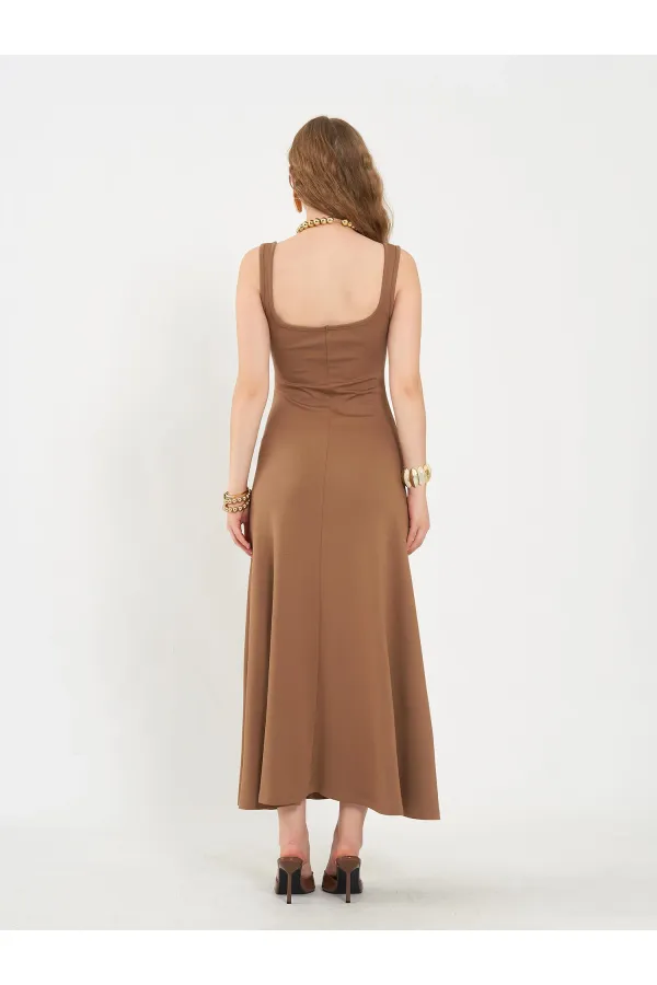 111687 Midi Volanlı Elbise