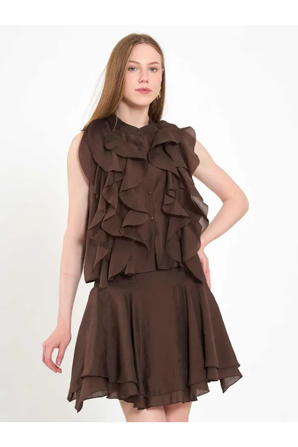 080774 Sleeveless Shirt with Ruffle Detail at Front