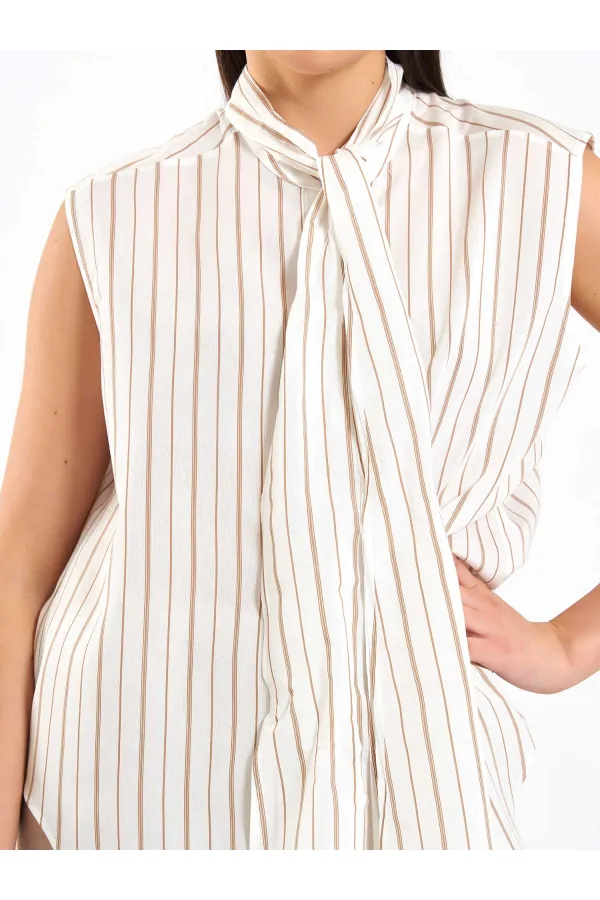 080804 Flarlı Kolsuz Gömlek