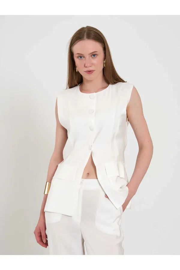 120732 Vest with Ruffled Hem