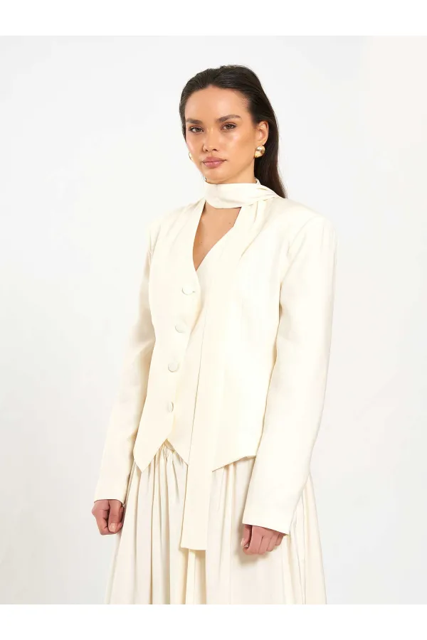 131049 V yaka Şallı Ceket