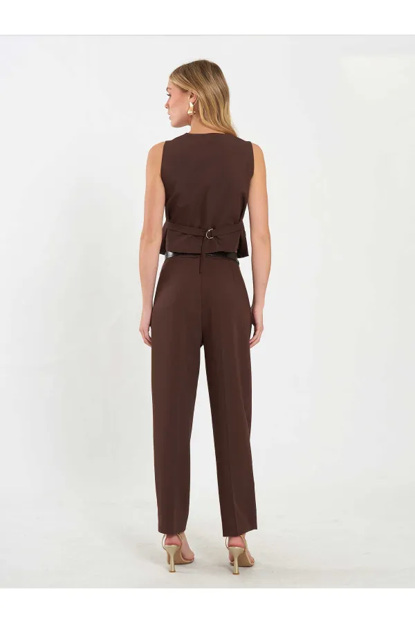 120738 Back Buckle Vest