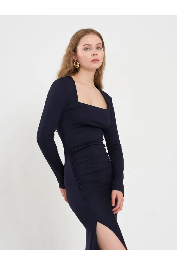 111694 Long-Sleeved Dress with Slit