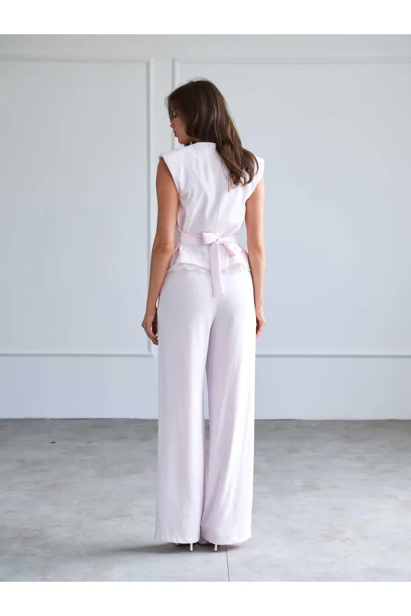 031661 Straight Cut Belted Trousers
