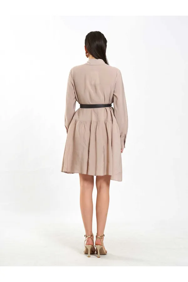 Robe asymétrique à volants et ceinture 111703