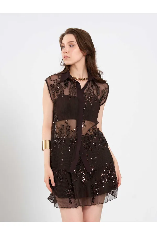 Chemise sans manches à sequins et ornements 080821