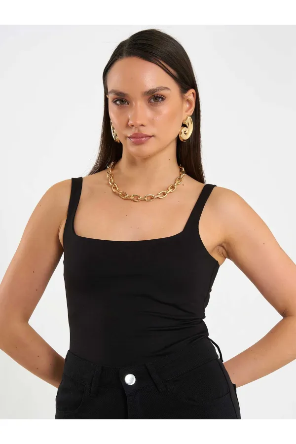 050652 Body basique à col boutonné