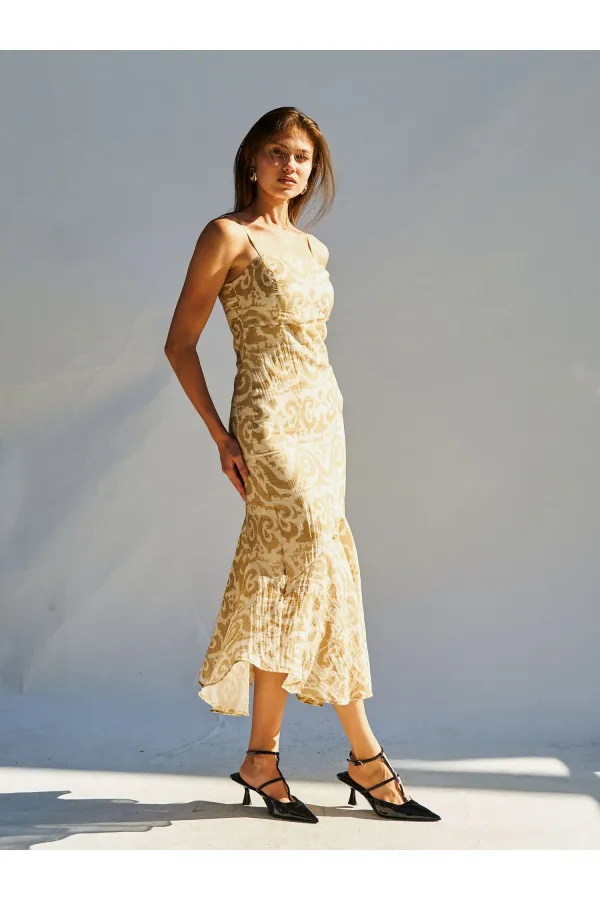 111460 ROBE À BRETELLES