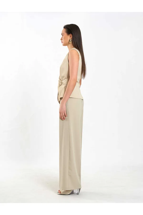 071892 Tokalı V Yaka Asimetrik Bluz