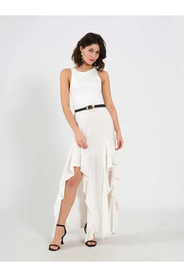 Robe ceinturée ornée 111711