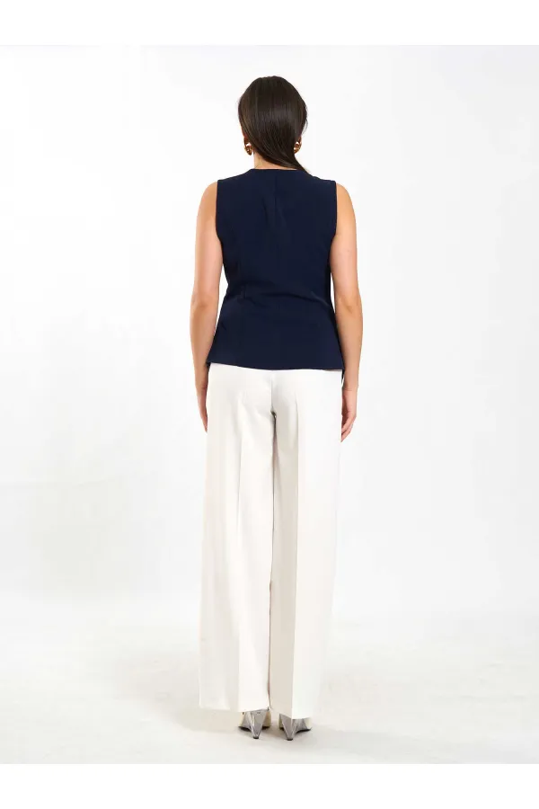 071892 Chemisier asymétrique à col en V et boucle