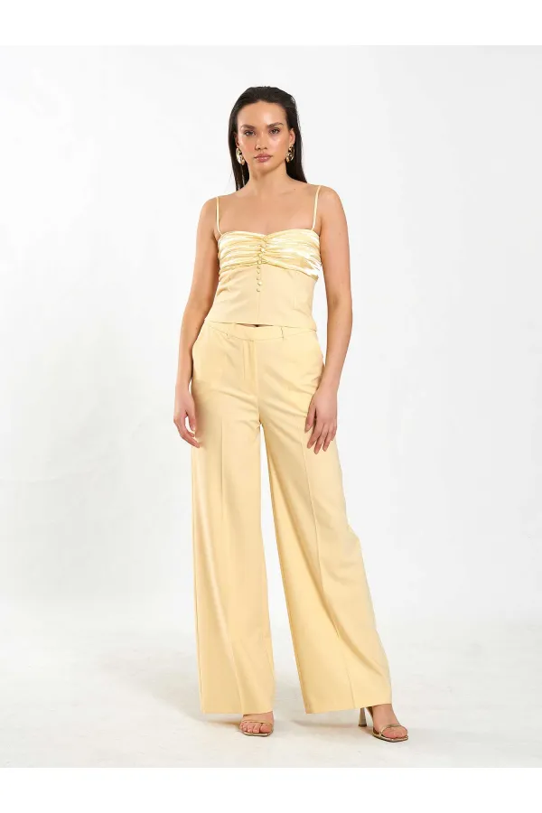 031627 Straight Leg Trousers