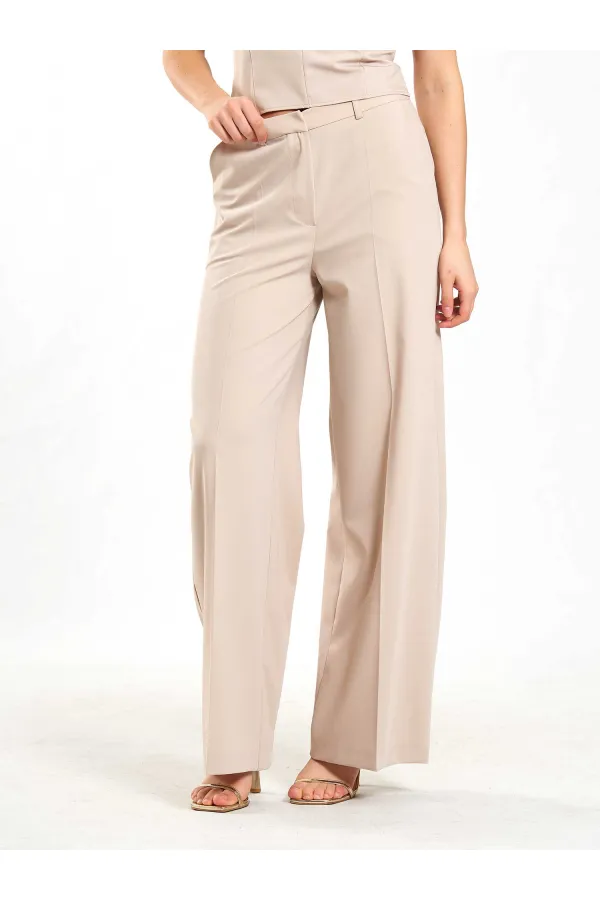 031627 Straight Leg Trousers