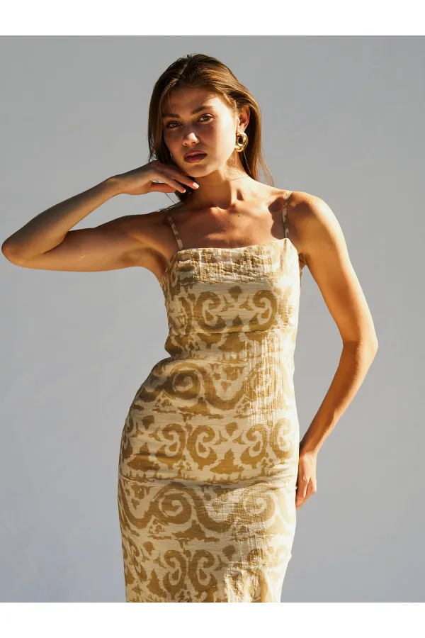 111460 ROBE À BRETELLES