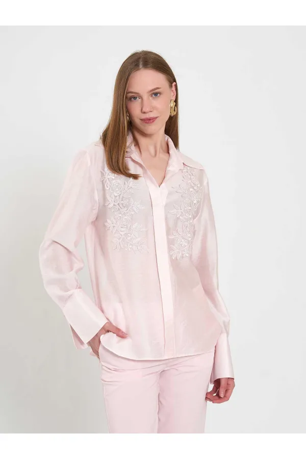 080820 Tencel Shirt with Lace Details