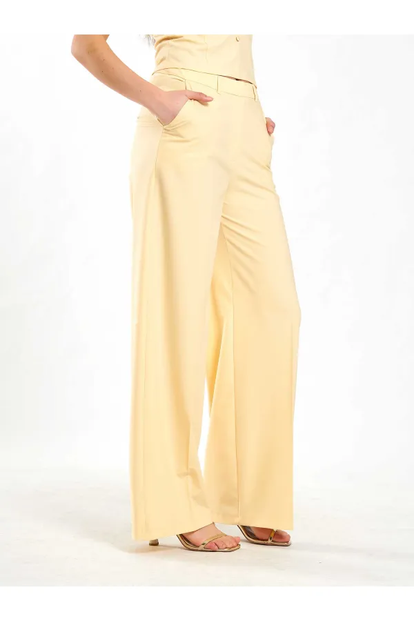 031627 Straight Leg Trousers