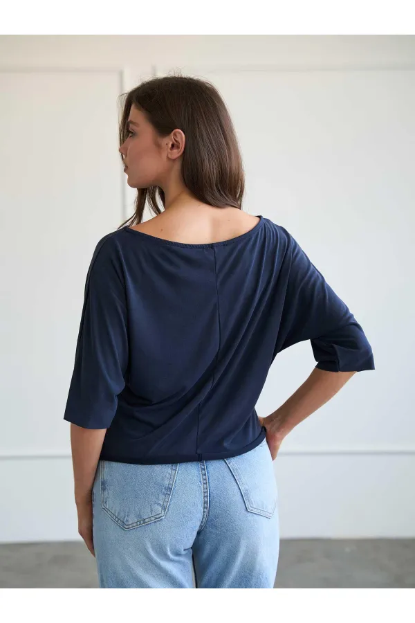 050747 Yarasa Kollu Kayık Yaka T-shirt