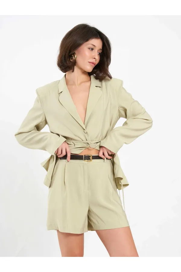 010867 Pileli Mini Şort