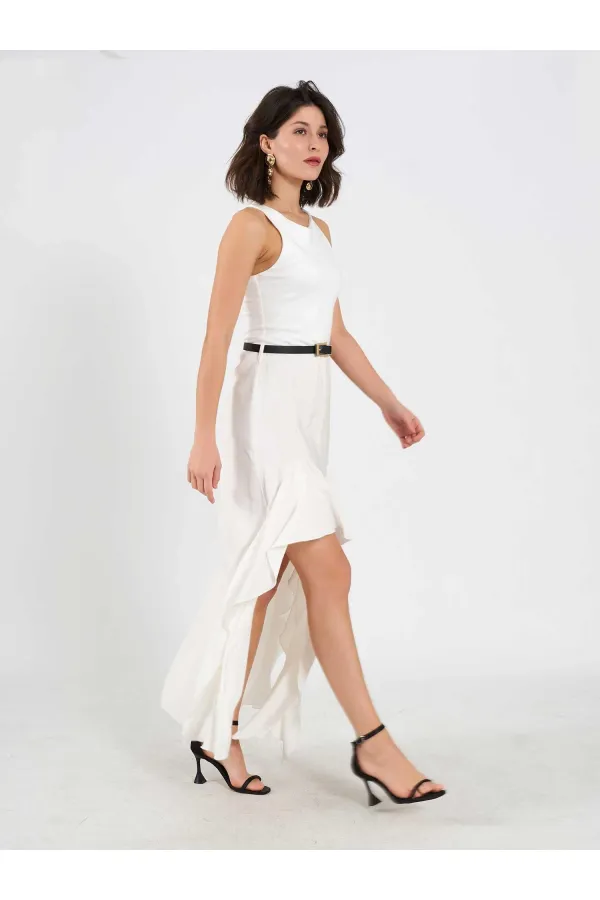 Robe ceinturée ornée 111711