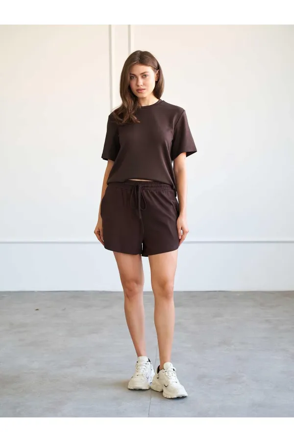 010882 Short mini en maille à taille élastique