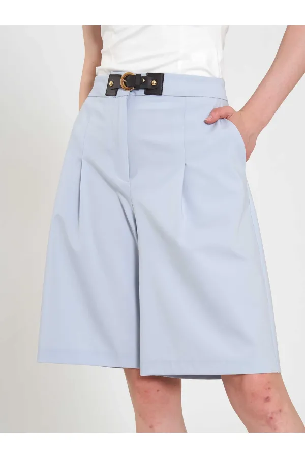 010880 Stella Bermuda Shorts with Buckle