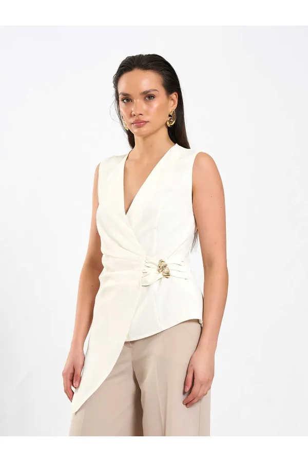 071892 Tokalı V Yaka Asimetrik Bluz