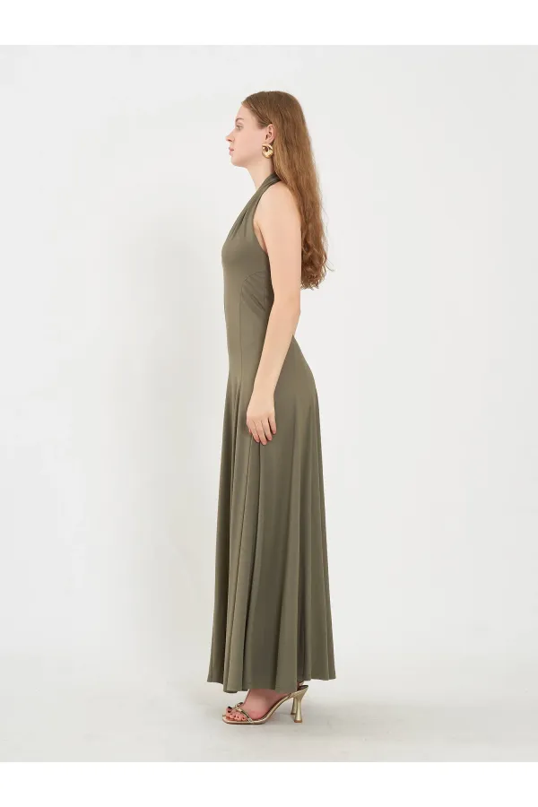 111684 Sırt Dekolteli Midi Elbise