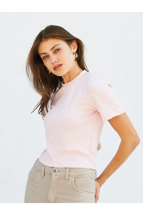 050734 Crew Neck Crop T-Shirt