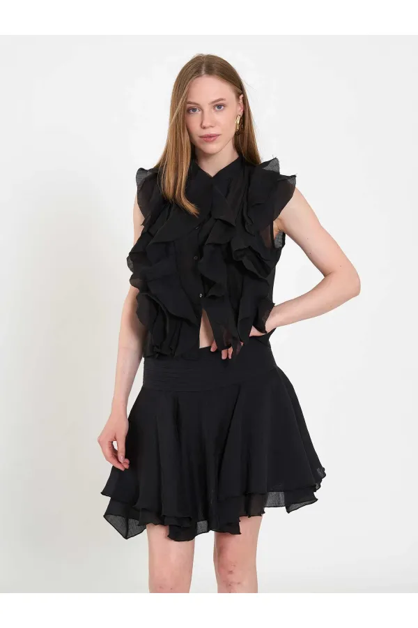 080774 Sleeveless Shirt with Ruffle Detail at Front