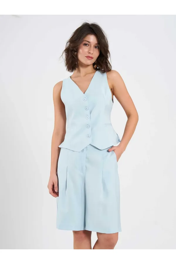 010876 Single Pleated Bermuda Shorts