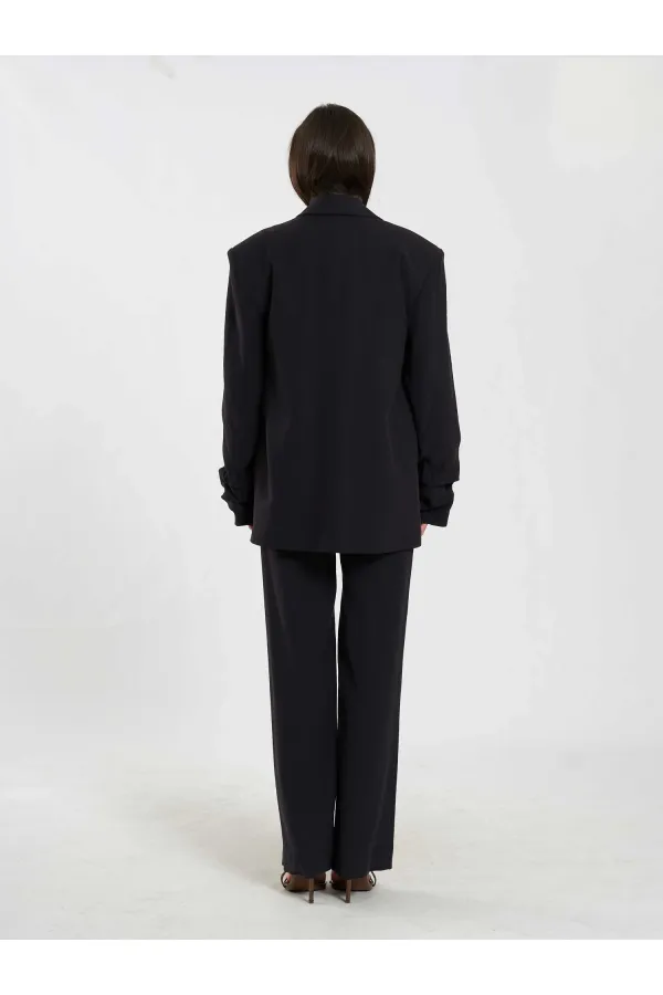 131046 Oversize Kolları Pileli Ceket