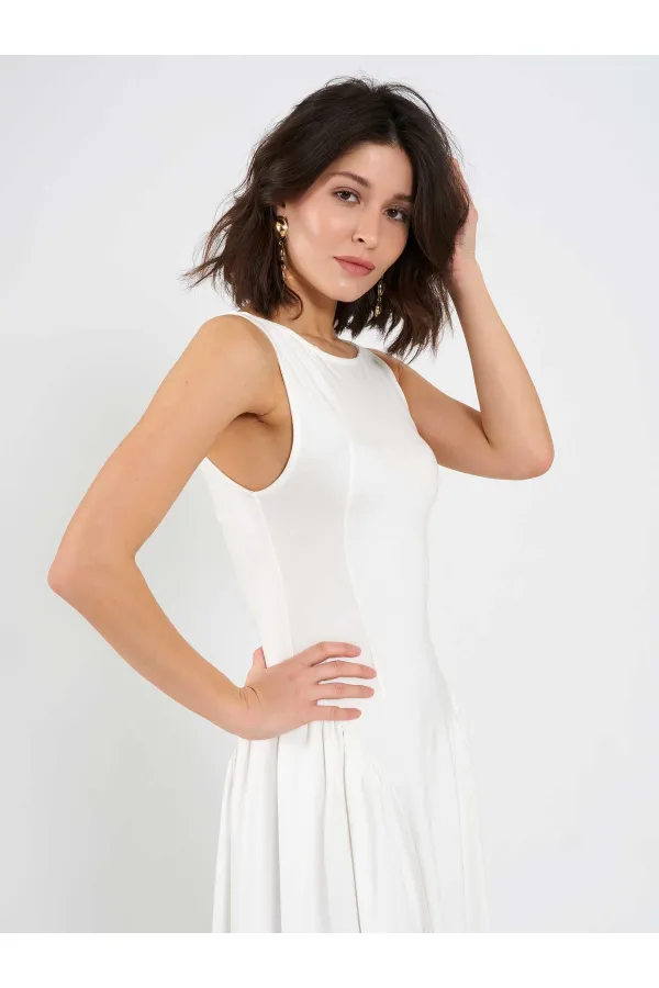 Robe midi sans manches 111717