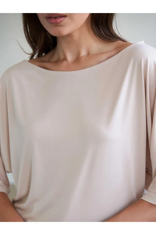 050747 Yarasa Kollu Kayık Yaka T-shirt