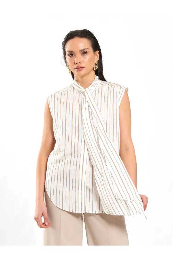 080804 Flarlı Kolsuz Gömlek