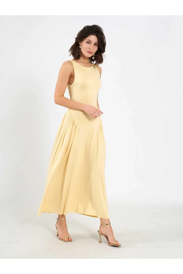 111717 Sleeveless Midi Dress