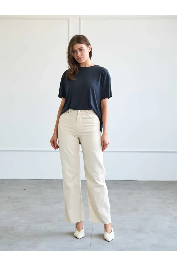 031666 Düz Paça Orta Bel Jeans