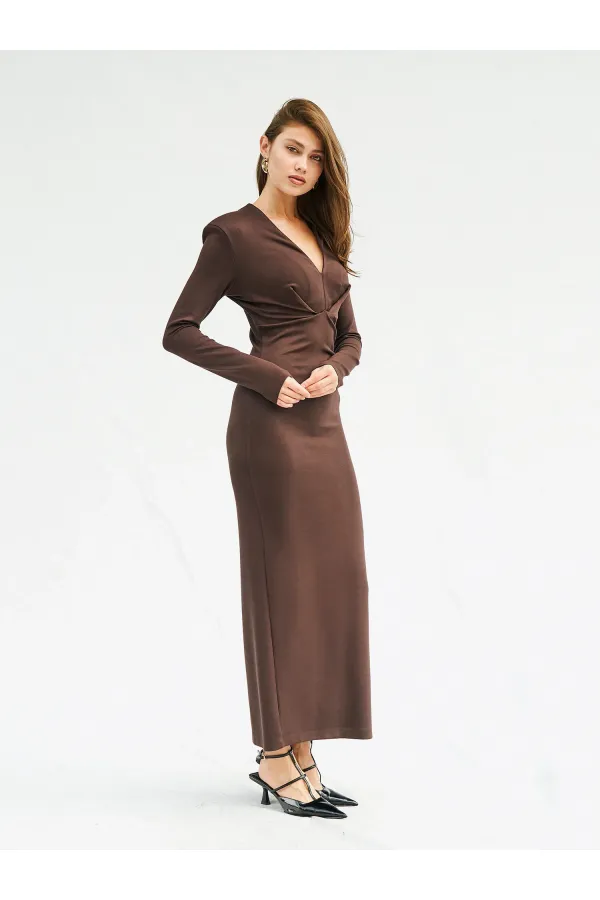 111632 Önü V Yaka Vatkalı Elbise