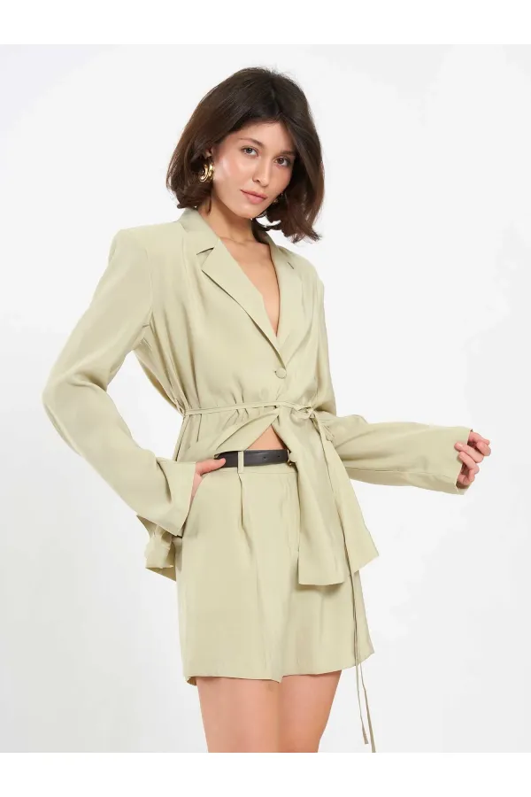 010867 Pileli Mini Şort