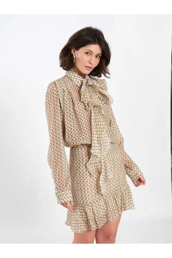 080810 Padded Front Pleated Shirt