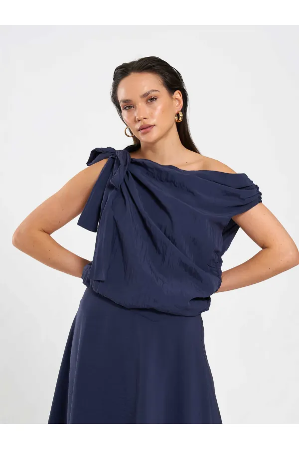 071886 One Shoulder Blouse