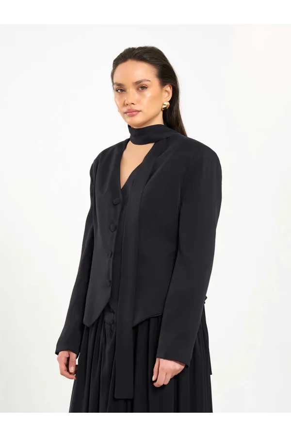 131049 Veste châle à col en V