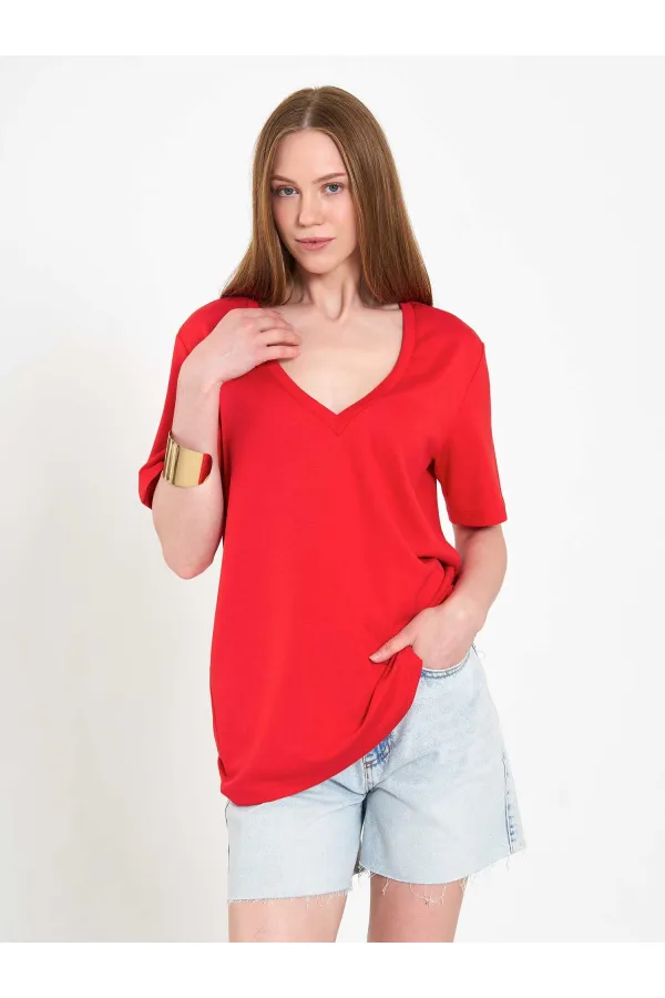 050736 V-Neck Knitted T-Shirt