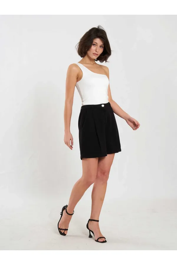 010875 Single Pleated Shorts