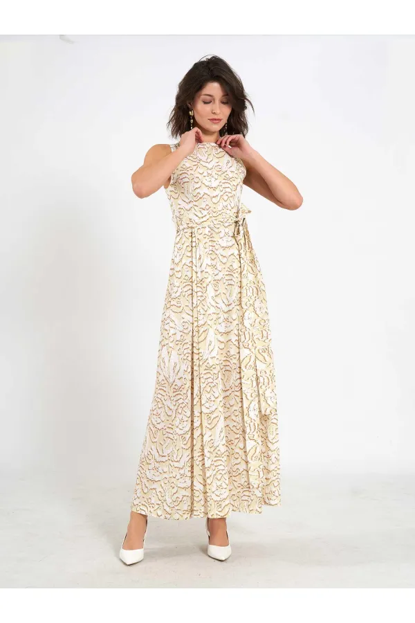 Robe 111537 avec boucle métallique au dos