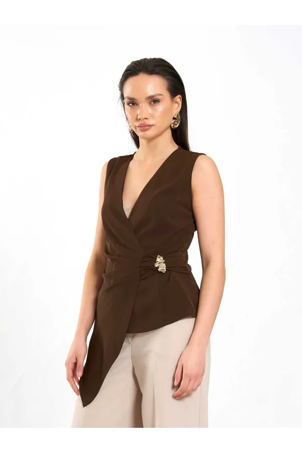 071892 Tokalı V Yaka Asimetrik Bluz