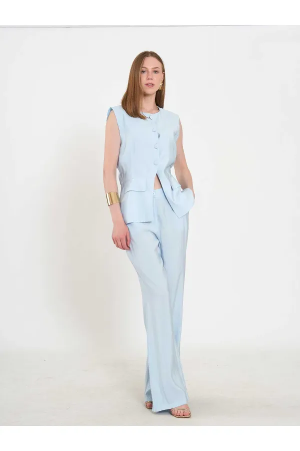 120732 Vest with Ruffled Hem