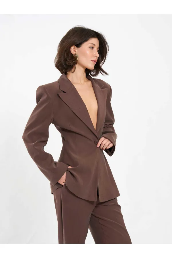 131065 Veste cintrée