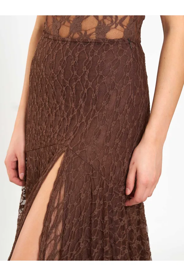 041177 Katlı Yırtmaçlı Dantel Etek