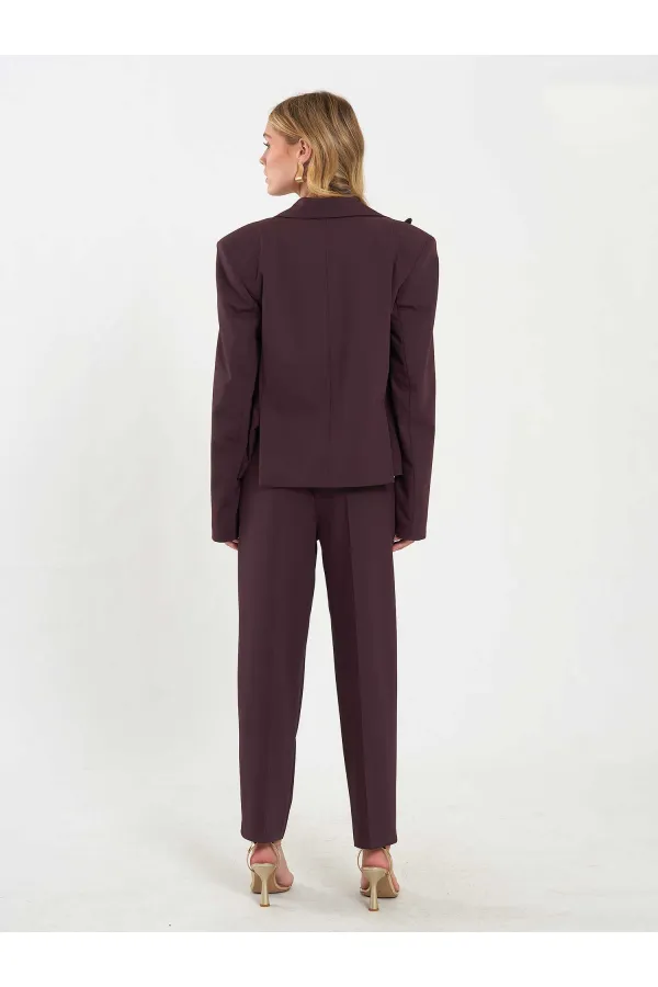 131044 Wide Shoulder Oversize Jacket